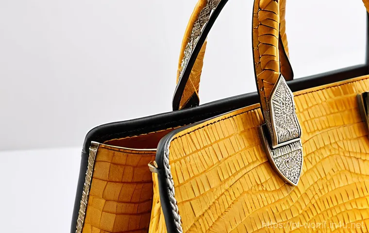 여성용 핸드백 브랜드 비교 - **Prompt 2: Evening Glamour with an Elegant Clutch**
    An elegant woman, approximately 35-45 years...